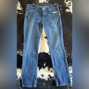 Levi’s 524 jeans